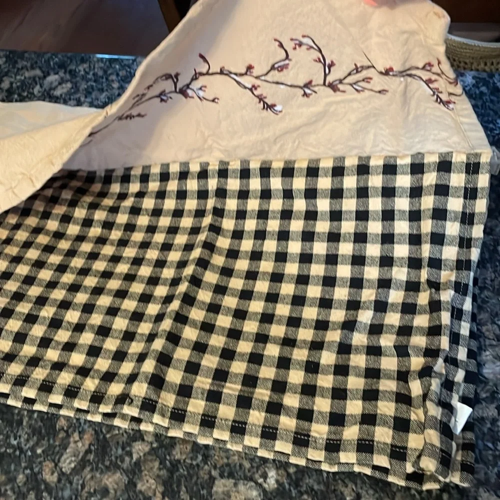 N/A elegant valance