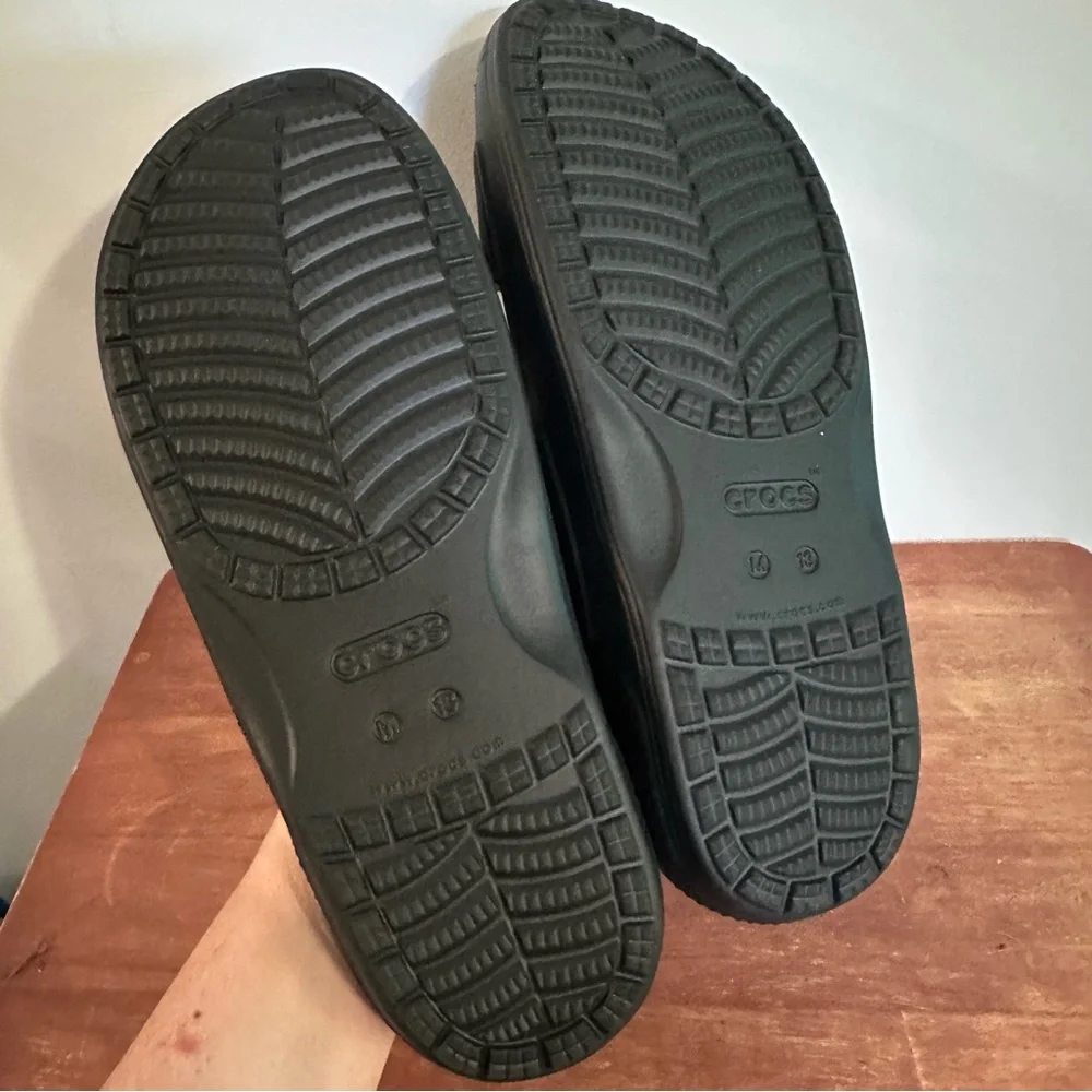 CROCS baya platform
