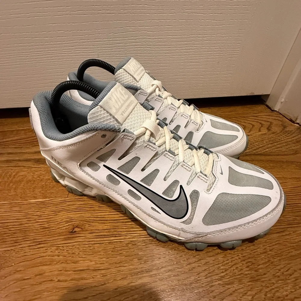 Nike Reax women’s size 8