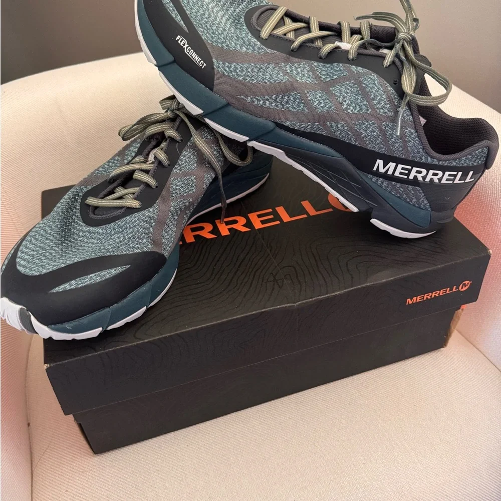 NWOT Merrell Bare Access Flex Shield in Blue and Gray
