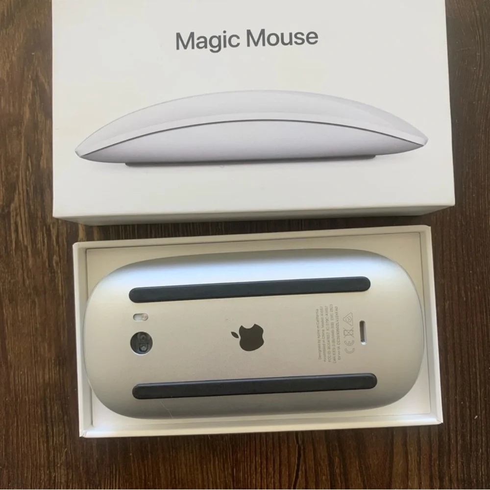 Apple Magic Mouse in White