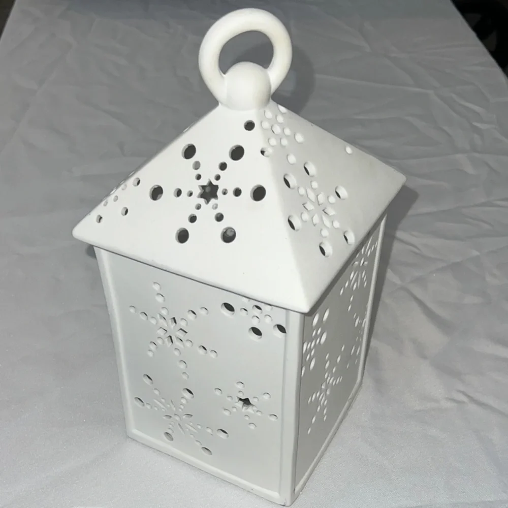🔥‼️White Snowflake Lantern(With Light)‼️🔥