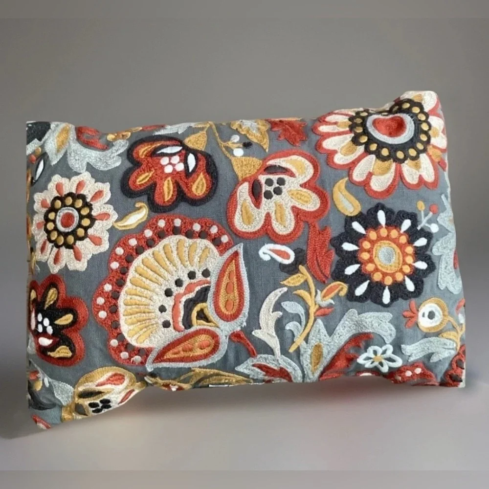 Pier 1 Imports 16”x11” Embroidered Pillow Floral Tapestry Accent BOHO Primitive