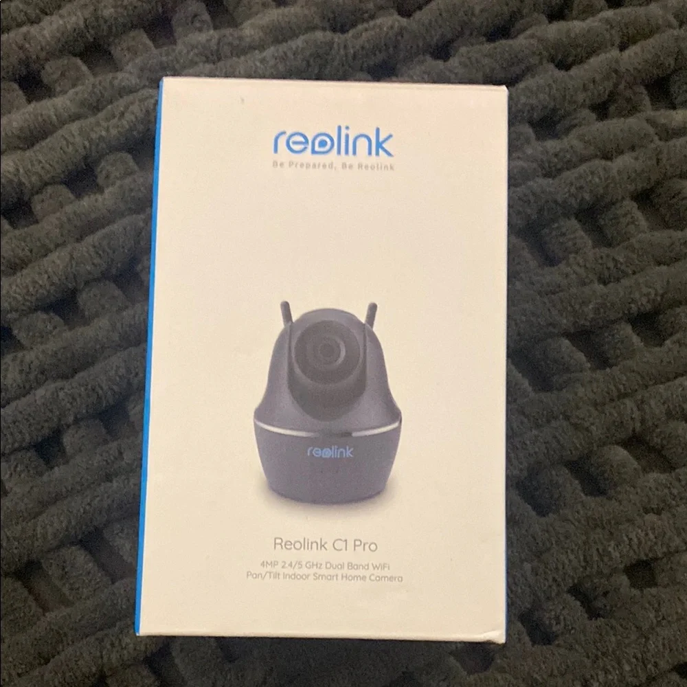 Link C1 Pro Black Indoor Security Camera