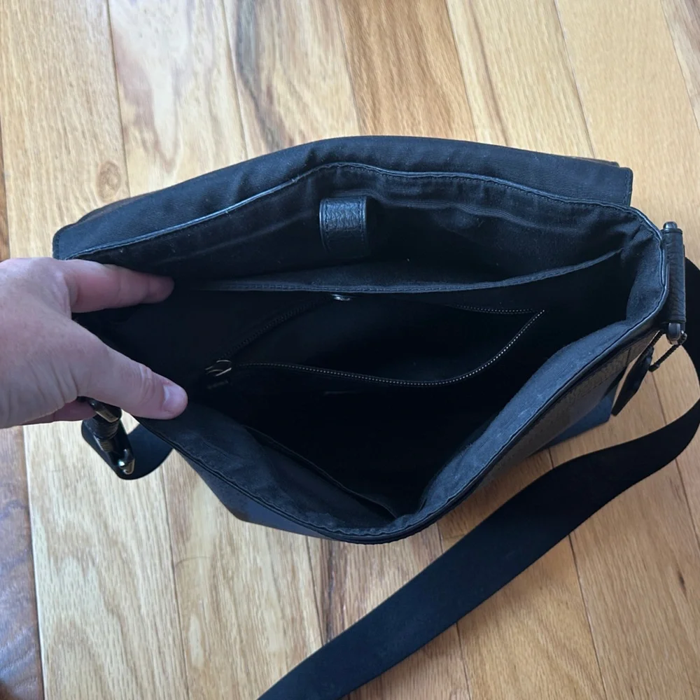 Coach sleek black