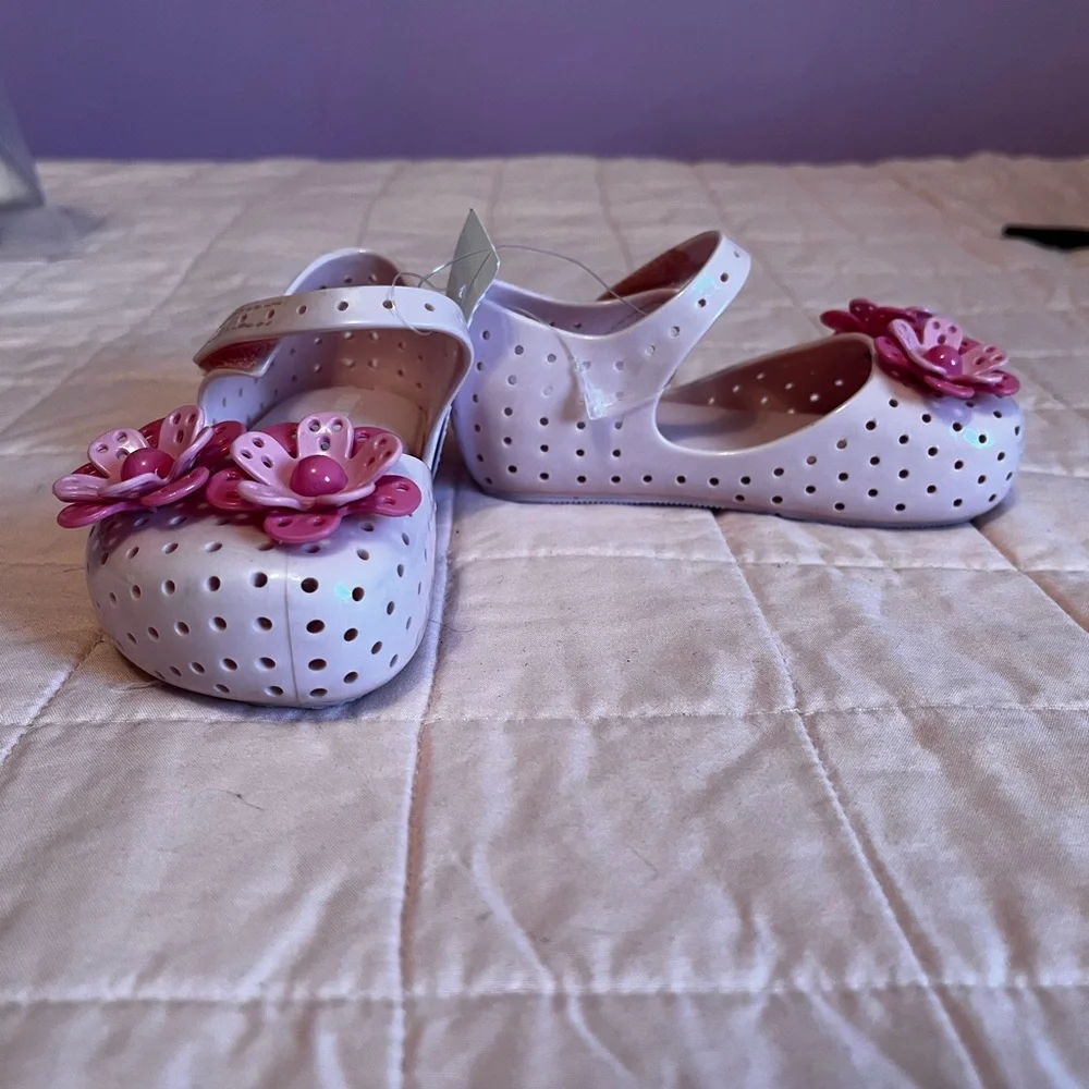 Mini Melissa adorable pink