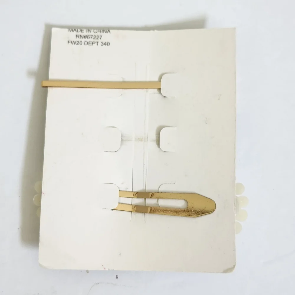 2 Hair Clip NEW