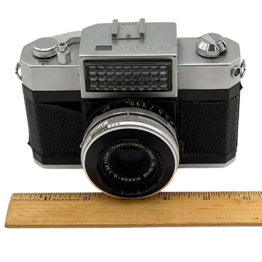 Nikkorex 35 Leaf Shutter SLR Film Camera w/ Nikkor-Q 50mm f/2.5 Lens – VTG Japan
