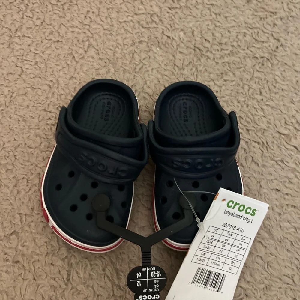 CROCS durable navy