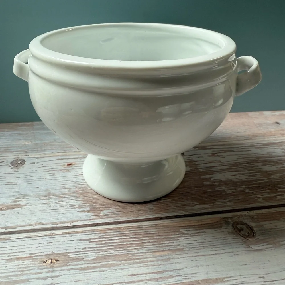 Crate & Barrel White Ceramic Soup Bowls with Handles (set of 4)