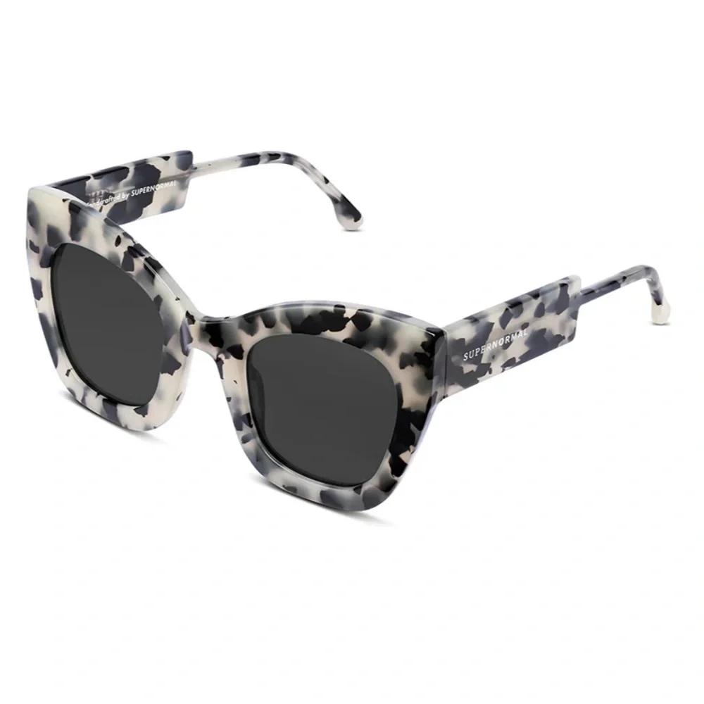 supernormal ambitious black