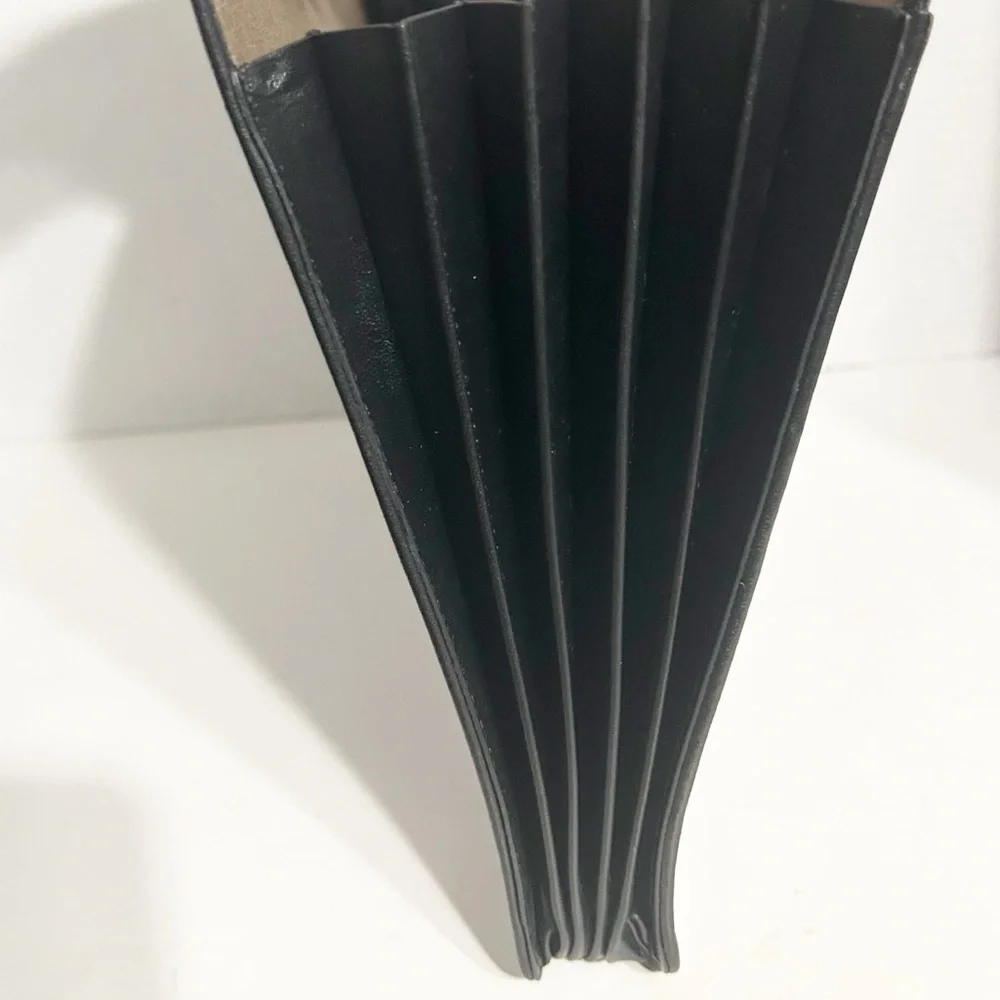Levenger black leather