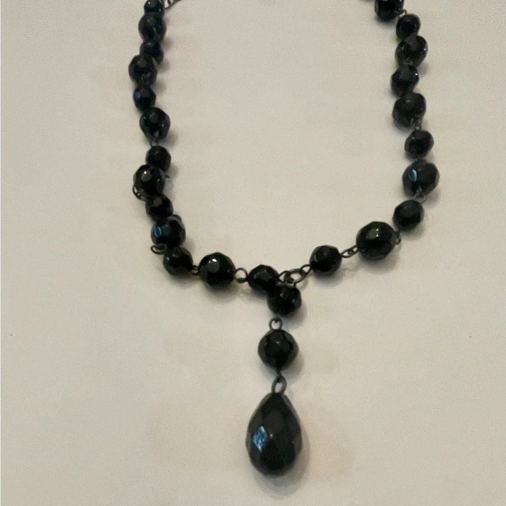 Elegant Black Beaded Necklace