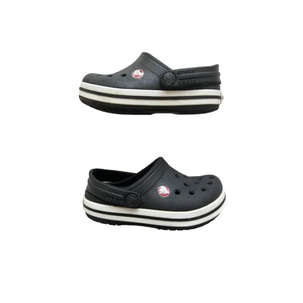 CROCS home play please