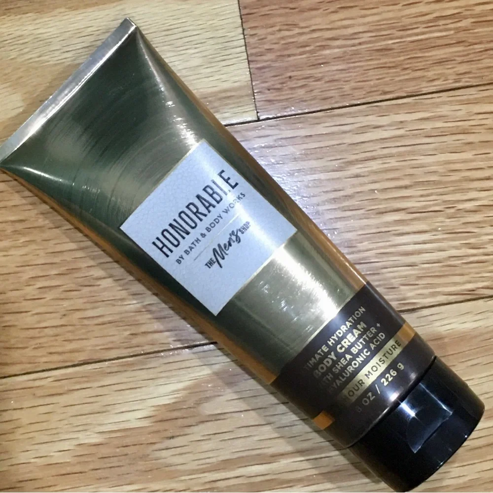 Honorable Bath & Body Works Moisturizing Cream