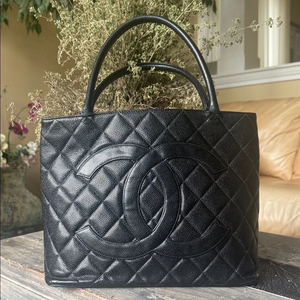 CHANEL Black Quilted Tote