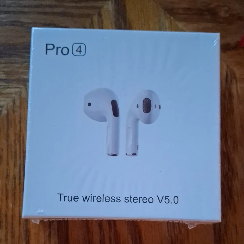 Pro 4 Wireless Earbuds - Silver