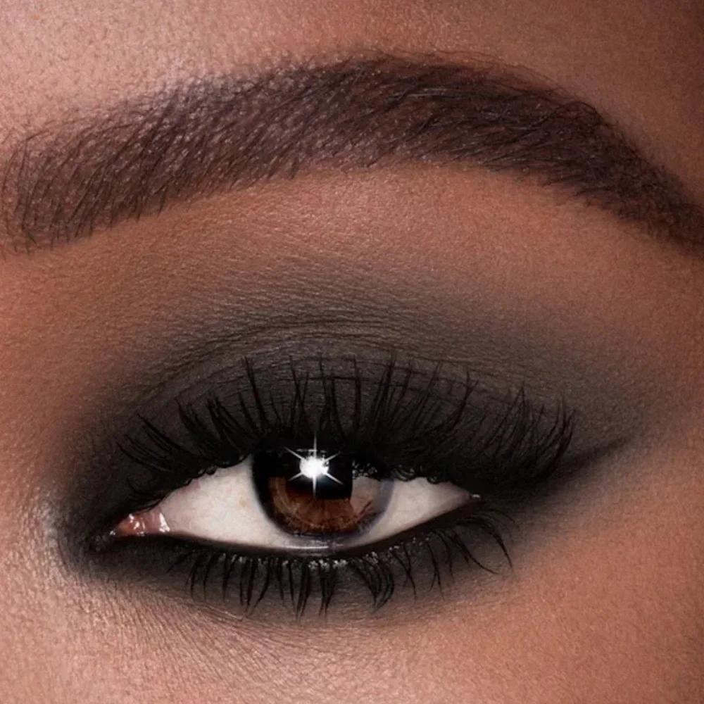 Charlotte Tilbury MATTE EYES TO MESMERIZE in DIFFUSED BLACK easy sexy smoky eyes