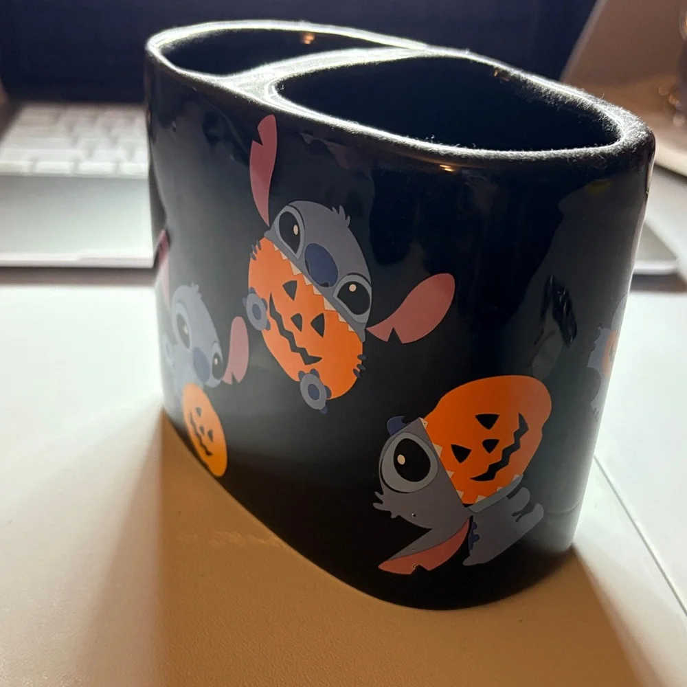 Disney black bath