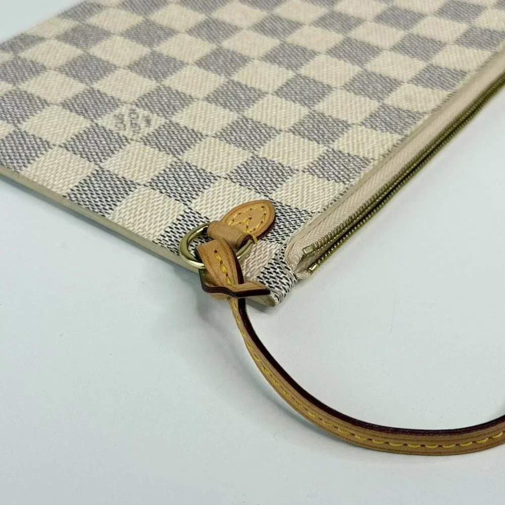 Louis Vuitton exterior no