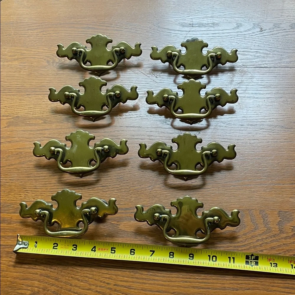 antique drawer pulls decor set