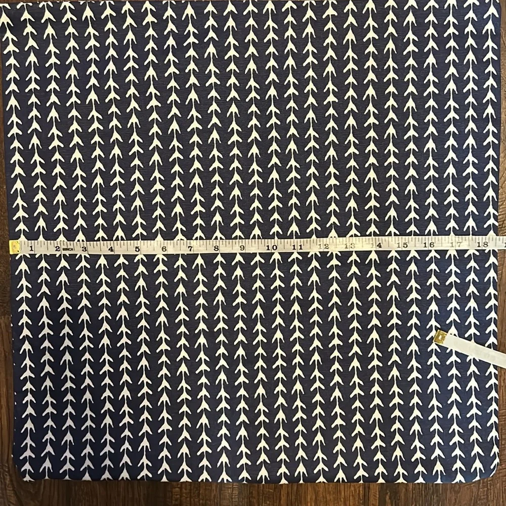 N/A stylish navy