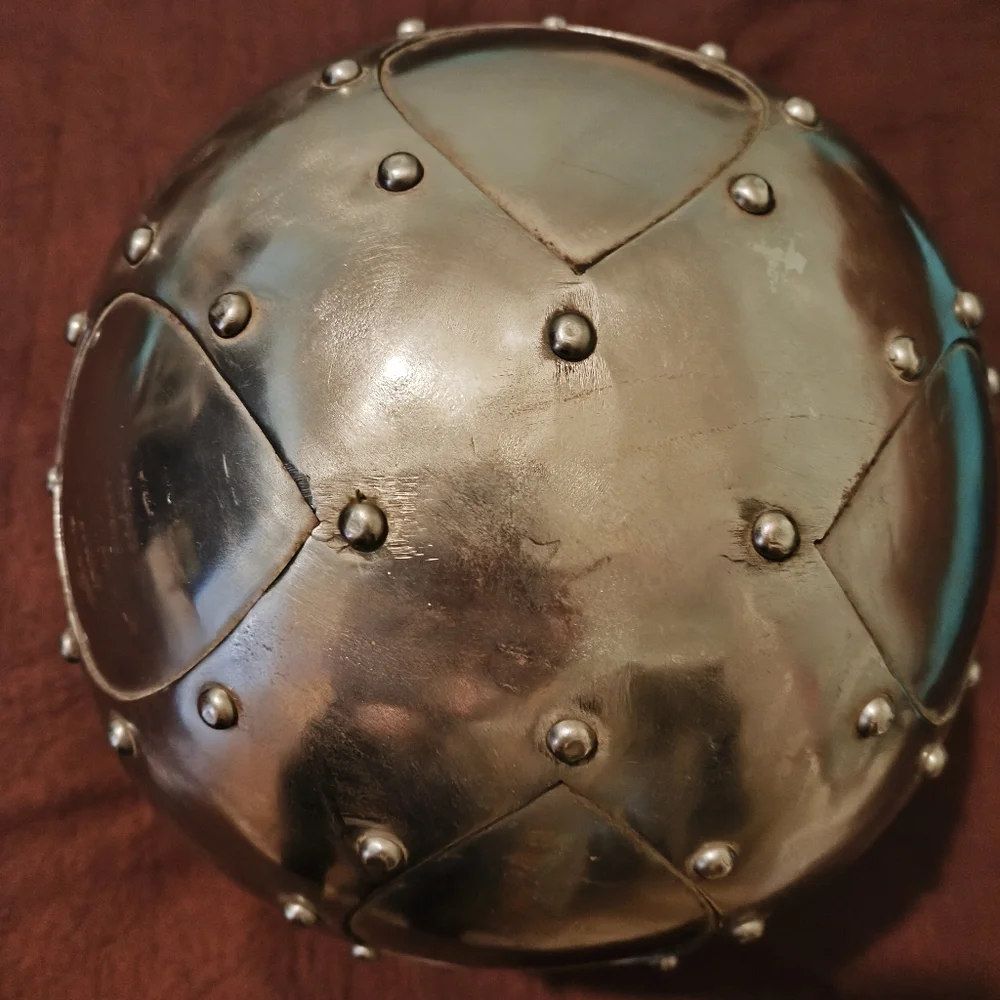 The Unbranded Brand helmet applies face
