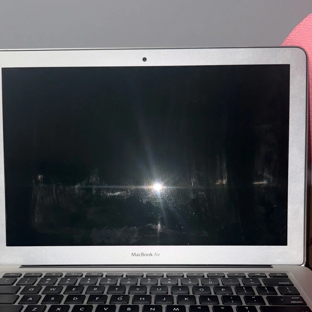 Apple compact lightweight
