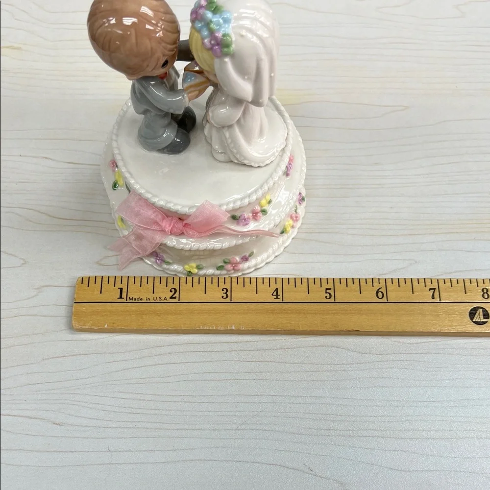 Precious Moments precious figurine
