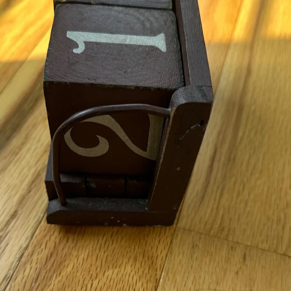 Elegant Wooden Date Block Calendar - Dark reddish Brown