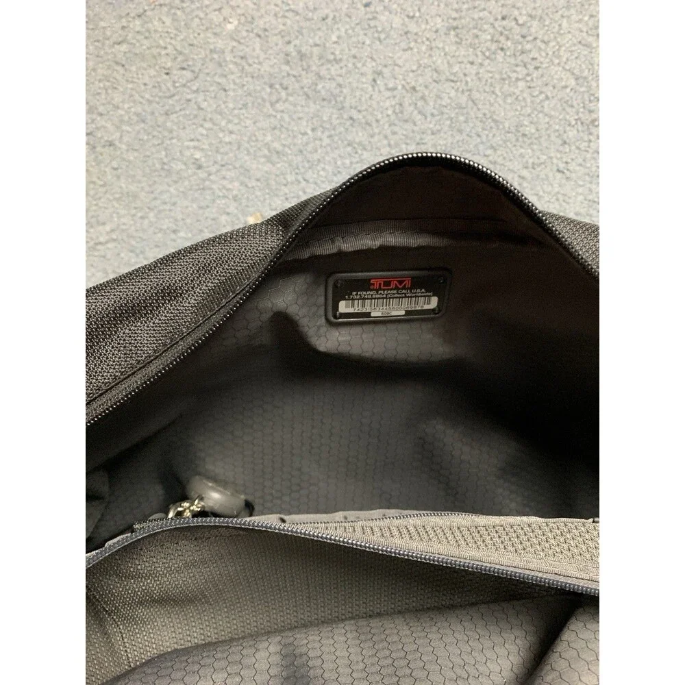 Tumi Laptop Briefcase Messenger Bag Nylon Leather Multiple Pockets Black