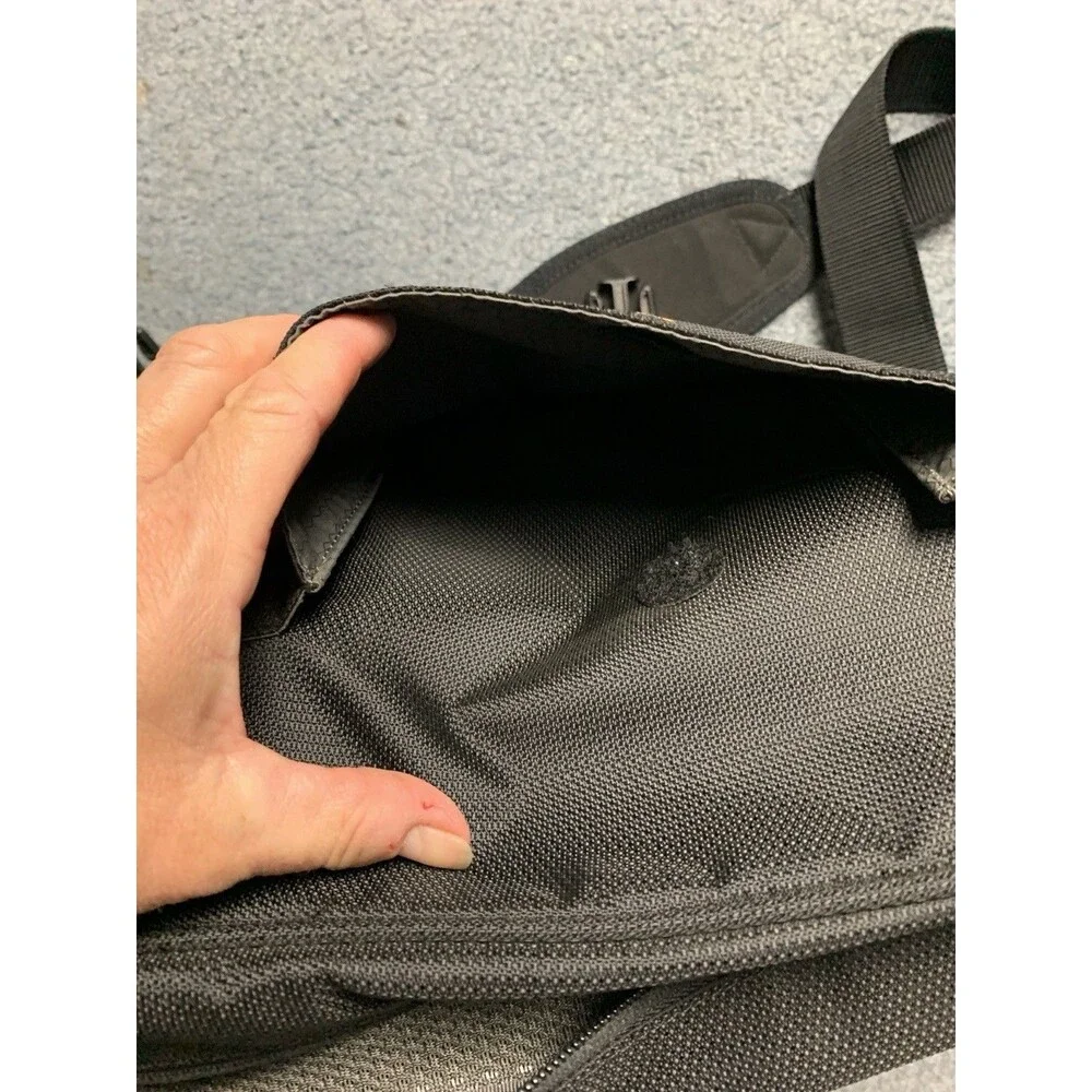 Tumi Laptop Briefcase Messenger Bag Nylon Leather Multiple Pockets Black
