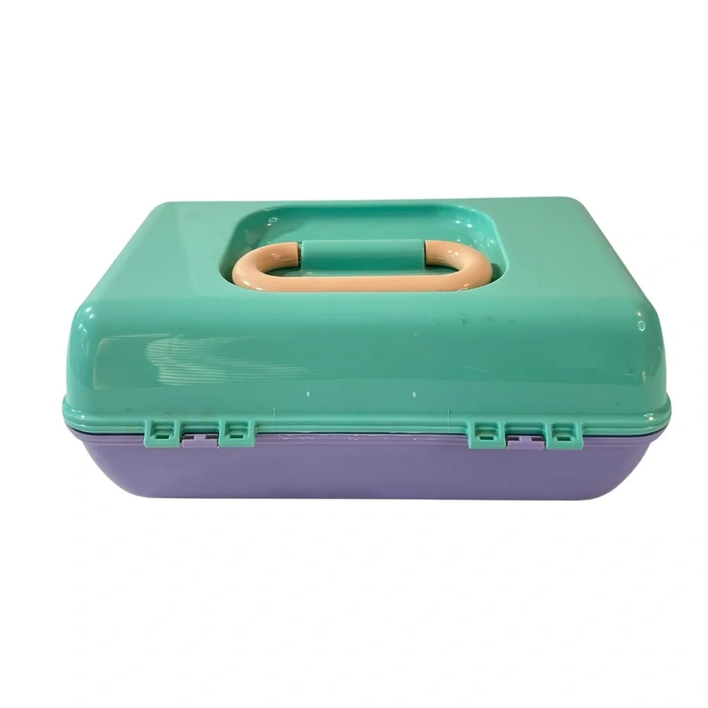 Caboodles make up
