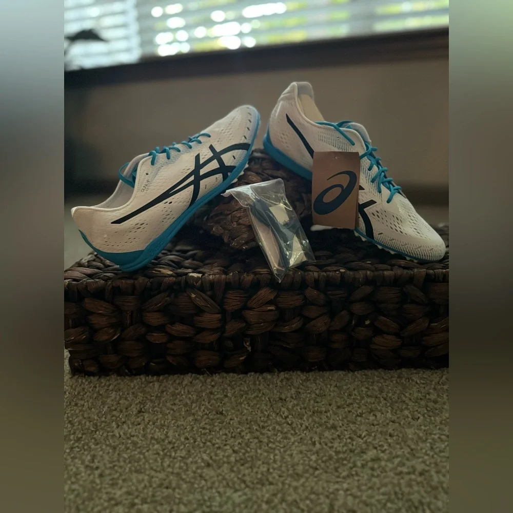 ASICS Men's Track Shoes White and Blue Unisex / GUN LAP 2 / Size 10