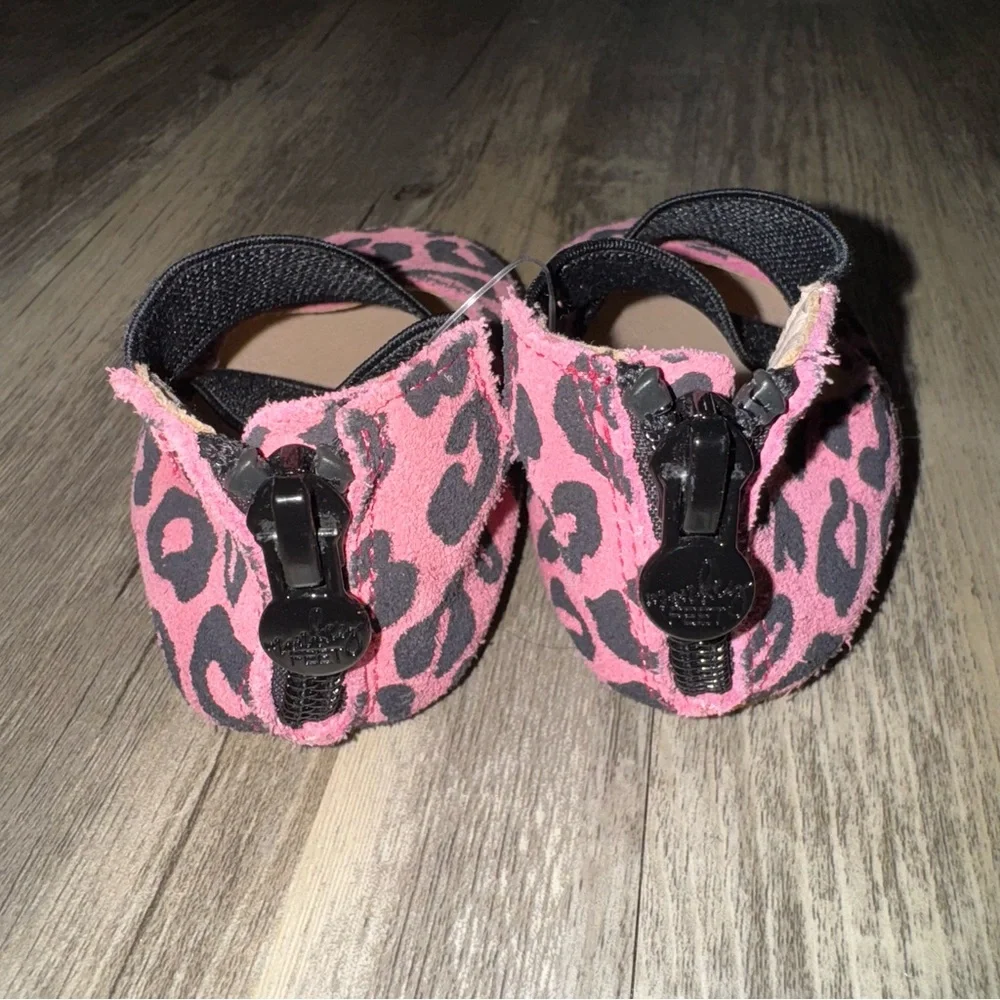 Monkey Feet 🤑💲avings gift