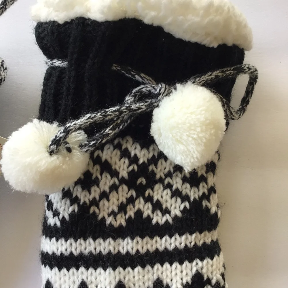GILLIGAN & O’MALLEY SHERPA LINED SLIPPER SOCKS NWT OSFA