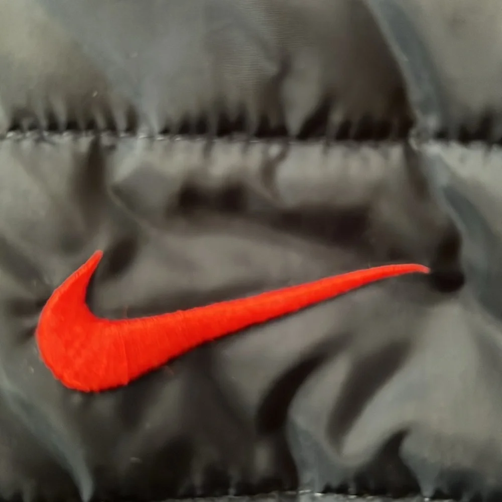 Nike stylish puffer