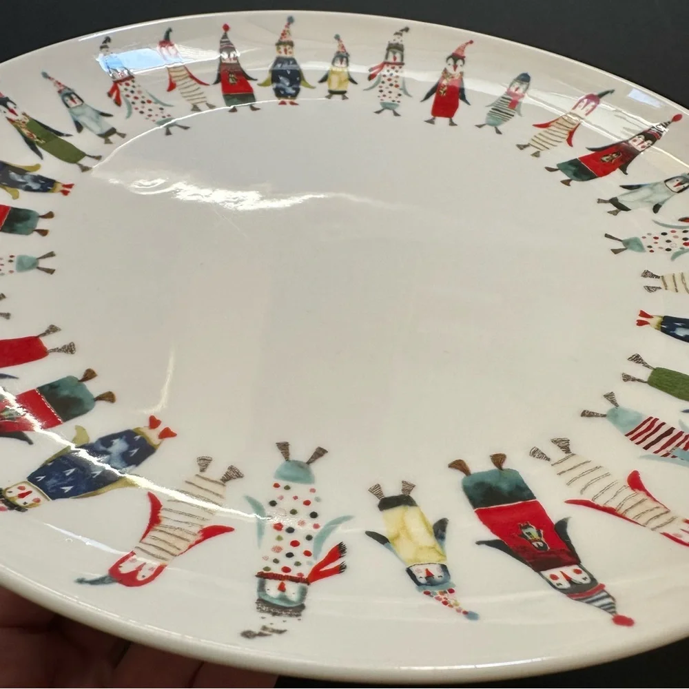 Williams Sonoma Penguin Holiday Plate Natale Collection