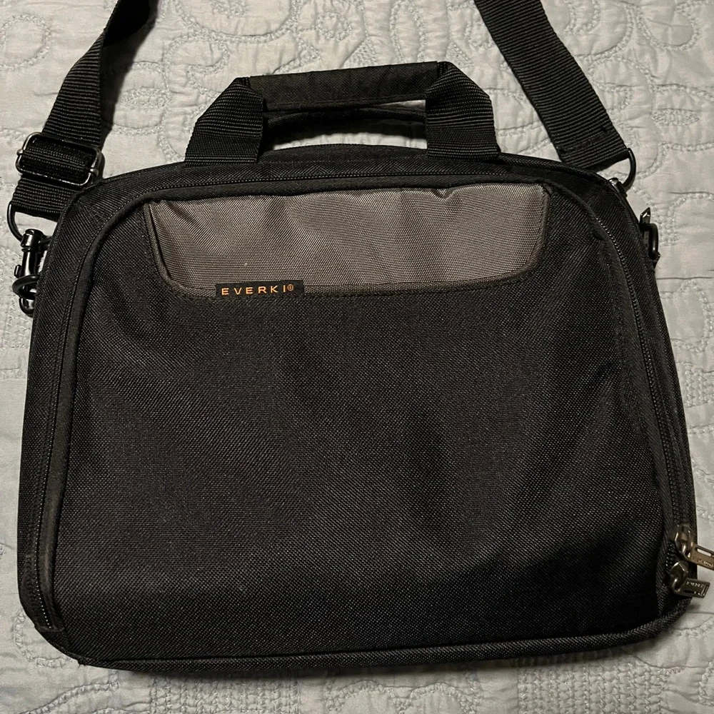 Everki stylish versatile