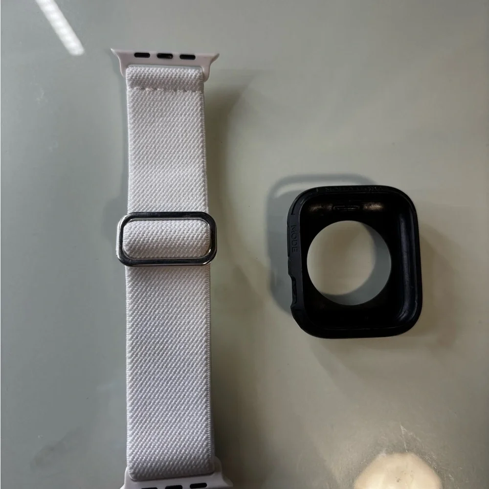 Apple watch sleek