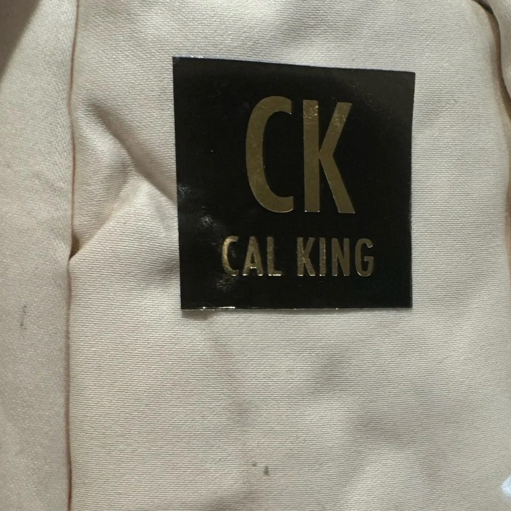 PARKER COLLECTION🤩 1200 thread count ,sateen weave ,extra deep ,sheet set!🤩
