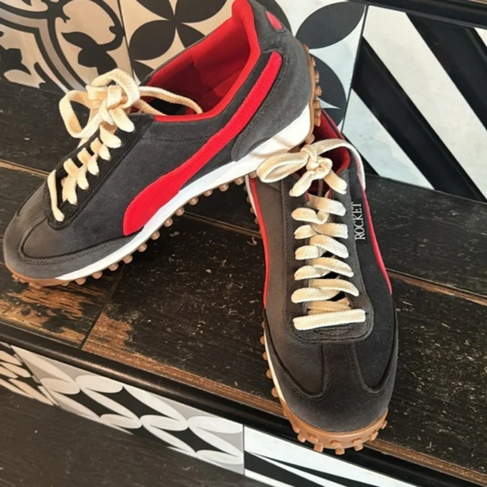 Puma reposhing this
