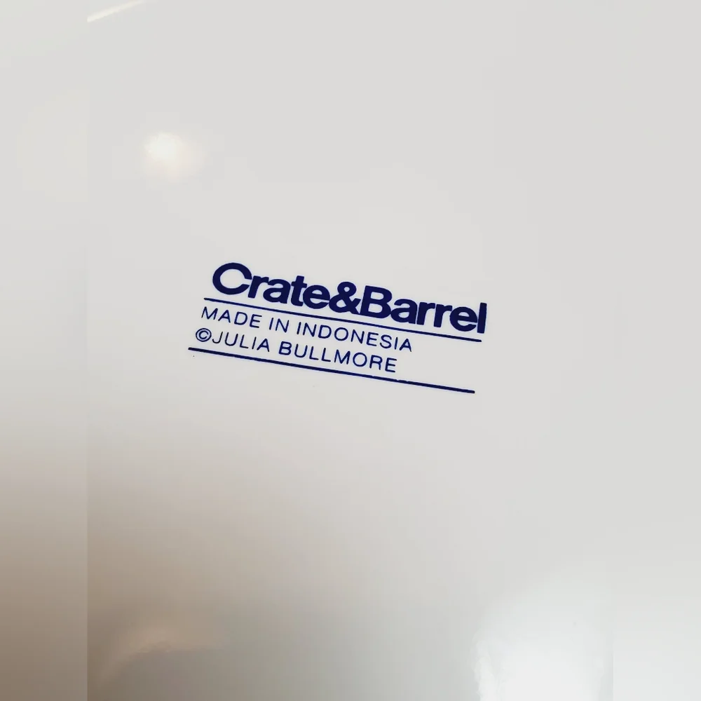 Crate&Barrel julia bullmore