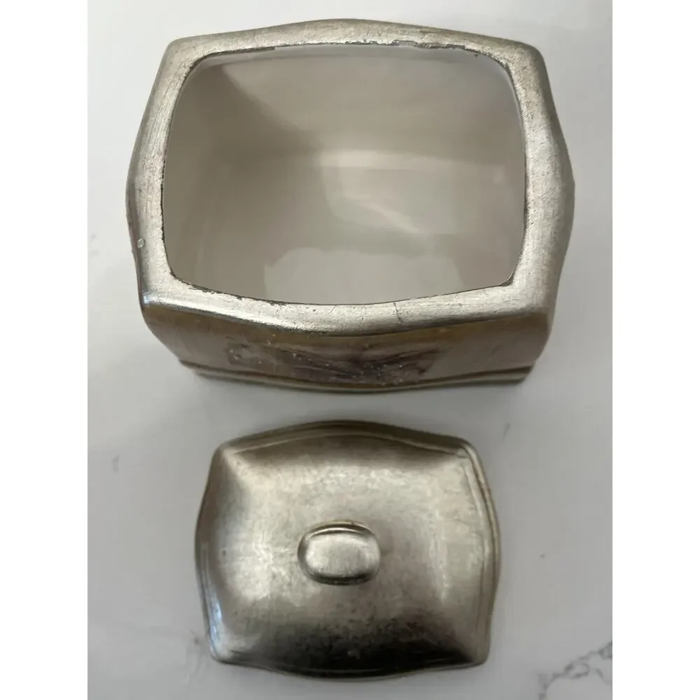 Croscill Home Fashions Covered Jar Box with Lid Painted Gold tone Leaf
