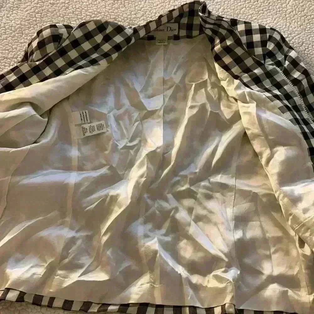 Dior size large