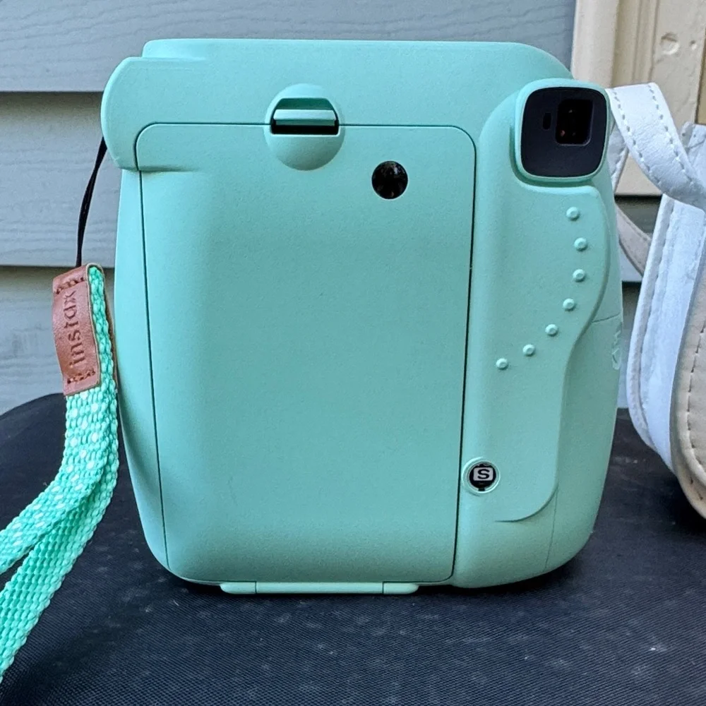 Fujifilm instantly capture