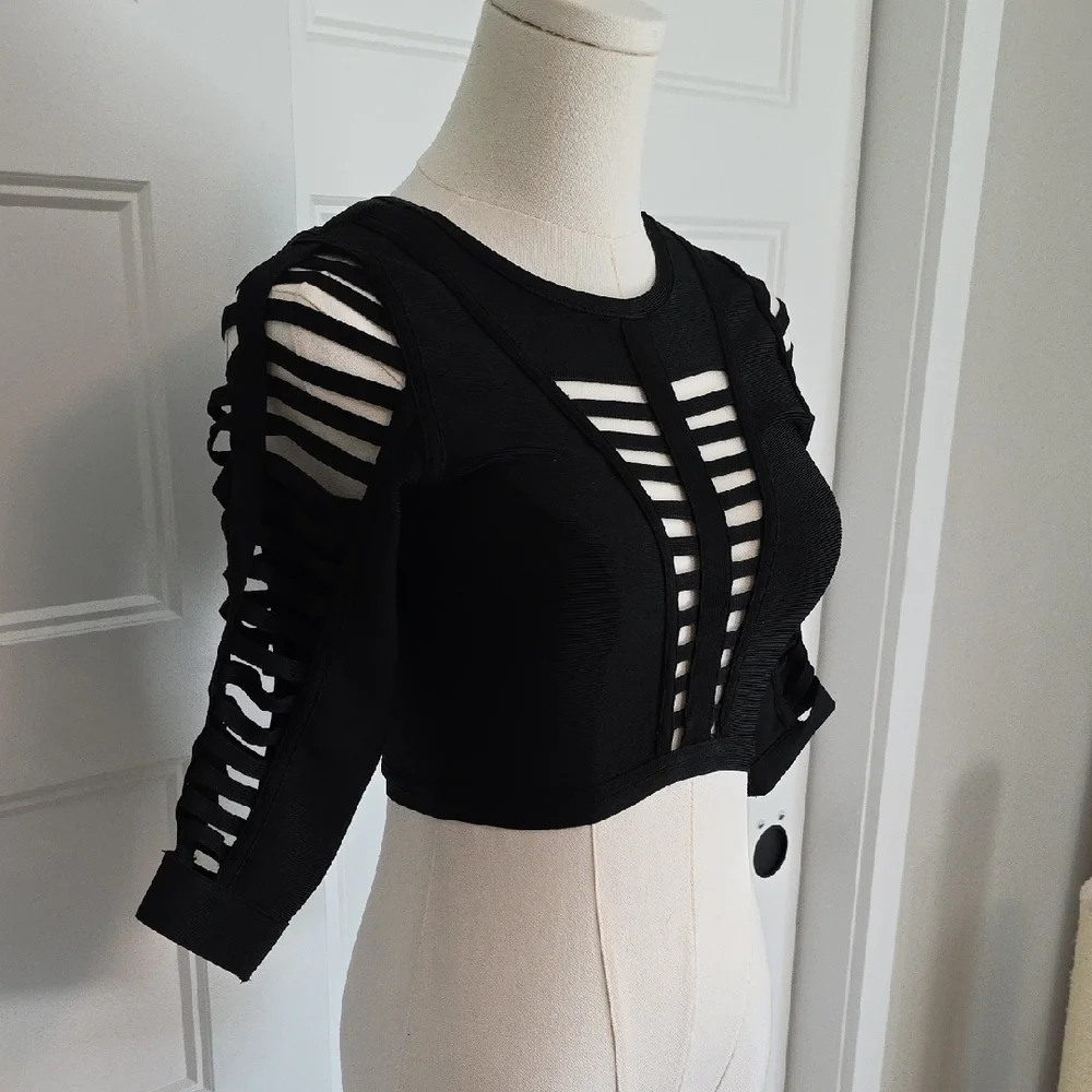 Hera Collection elegant black