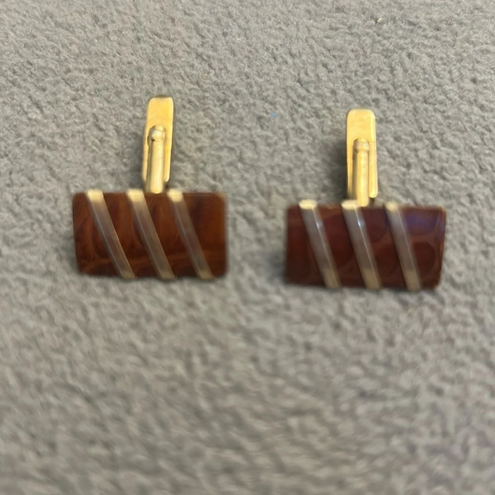 Vintage Swank Men's Cuff Links Gold Tone