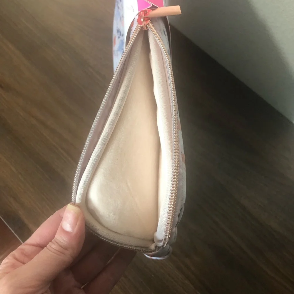 MYTAGALONGS carry your