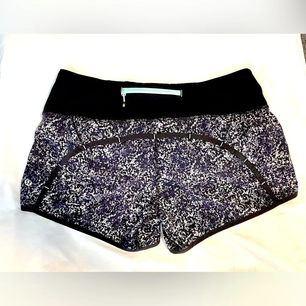 *EUC* Lululemon Run Times Shorts - Rocky Road Sand Dune Toothpaste - Wmns Size 6